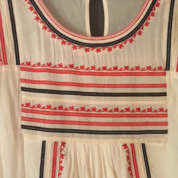 ark & co white embroidered dress, large/medium - Picture 2 of 7